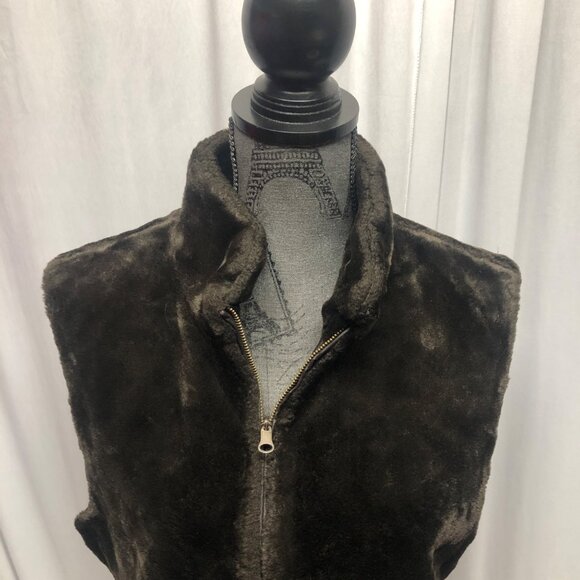 Blassport Brown Reversible Faux Fur Vest Womens Size Medium Sleeveless Zippered - Picture 2 of 11